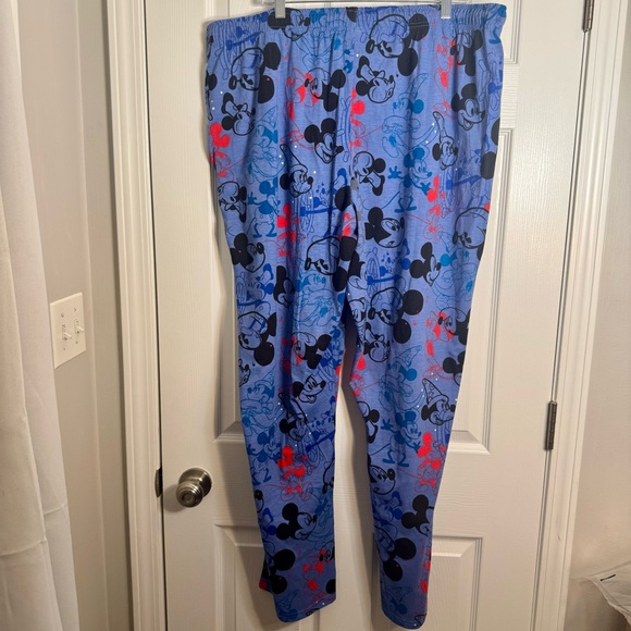 NWT. Mickey’s Jersey Knit Lounge Pants XXL.
Soft Jersey Knit Lounge Pants. - Picture 9 of 12